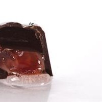 Chocolat cerise marasquin. Photographie alimentaire sucreries et pâtisseries. Copyright Simon Lanciault, photographe